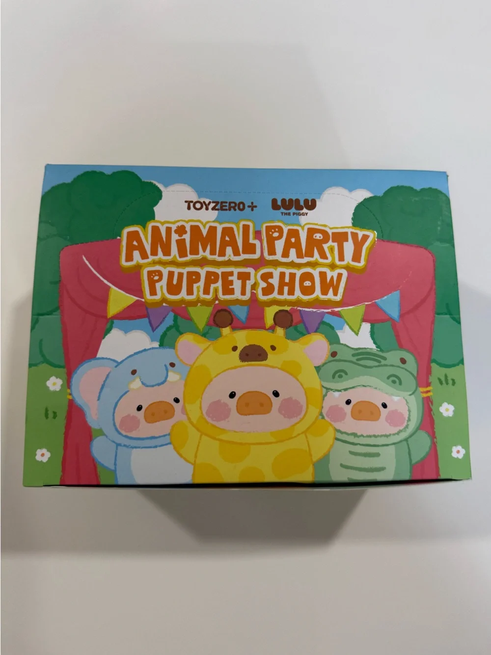 Lulu The Pig Animal Party Puppet Show - Unopened Full Case of 6 Blind Boxes - Picture 1 of 6